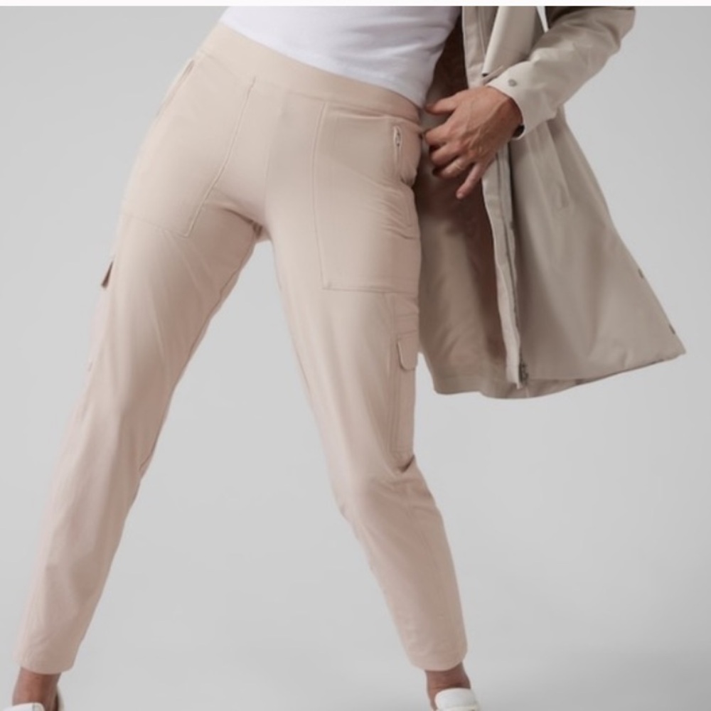 Athleta Chelsea Jogger in Gray Abalone size 16